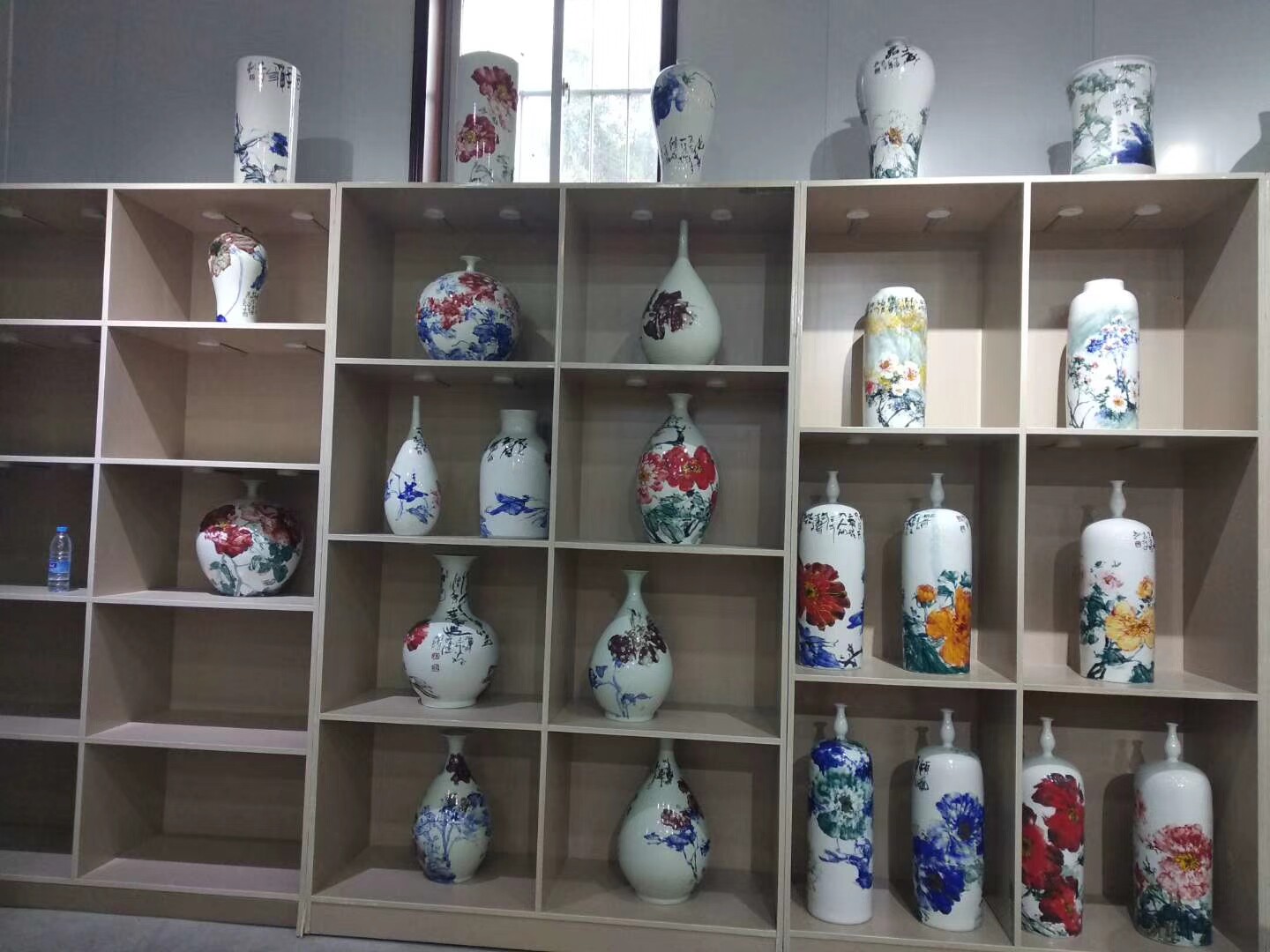 河南洛阳嵩县特产牡丹瓷器乔迁新居送礼摆件客厅高端饮品送领导