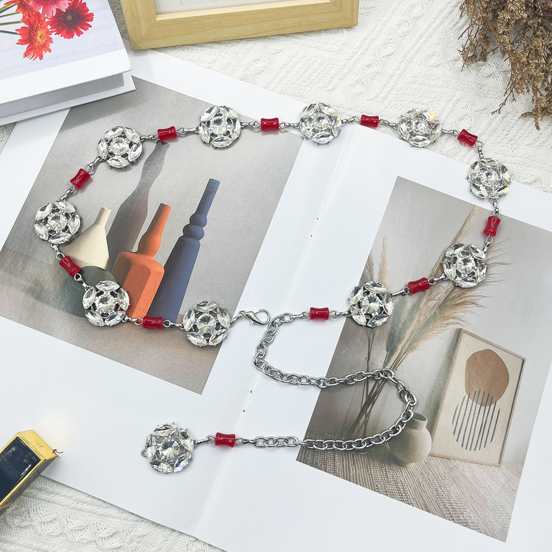 中国风高级感水钻腰链配饰女2025年新款潮金属链条装饰连衣裙腰带