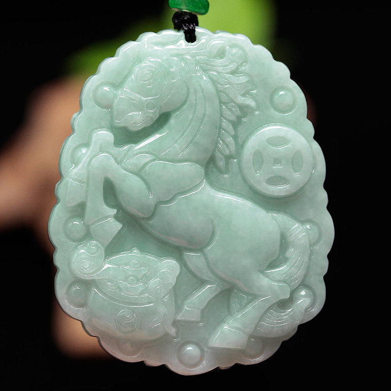 大款翡翠玉石十二生肖马吊坠马上有钱属相马挂件马上成功项链男女