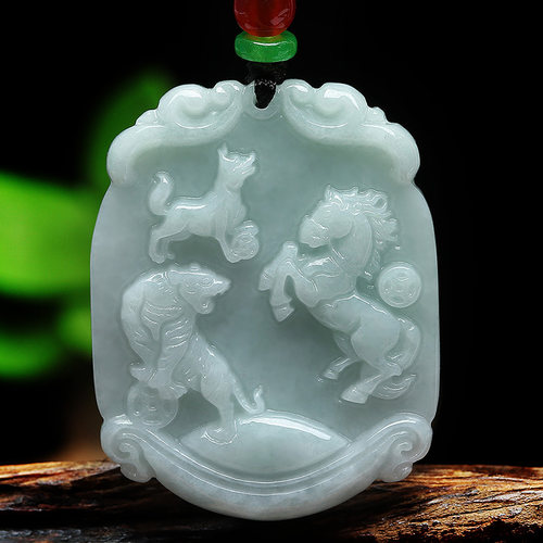 翡翠三合生肖虎马狗玉佩吊坠