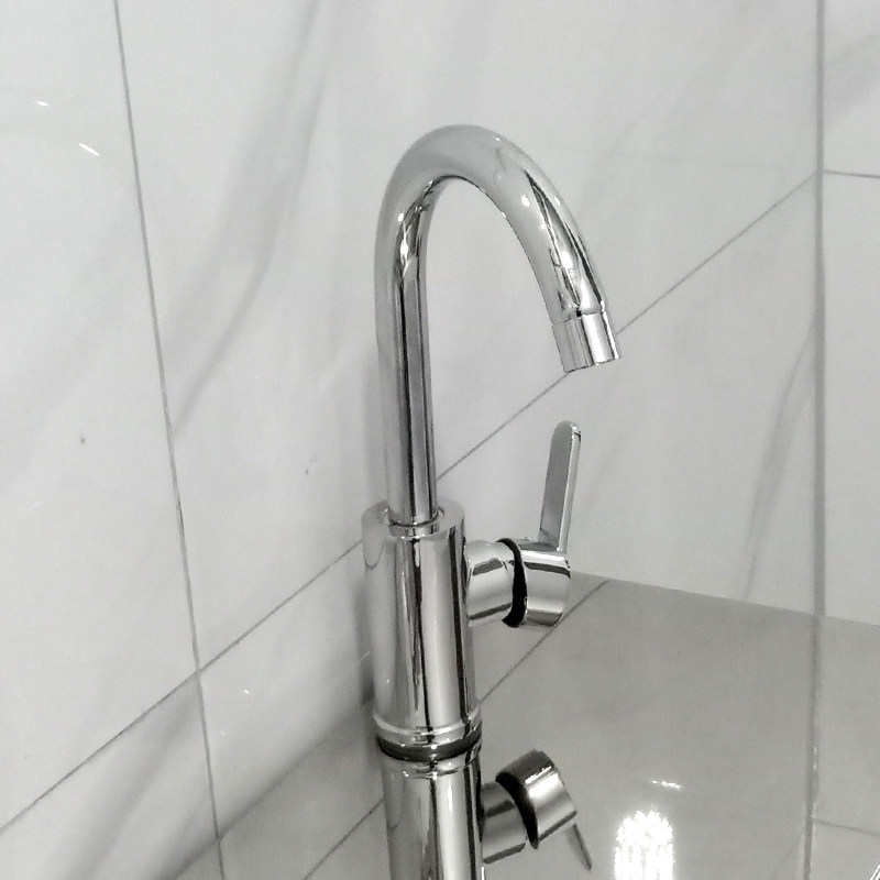 港岛包邮厨房洗菜盆冷热阳台洗衣浑水单孔可旋全铜台上盆水龙头