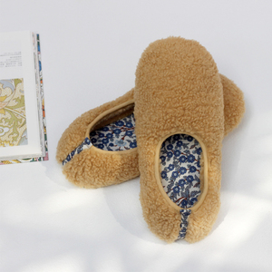 秋冬女保暖包头居家拖鞋静音防滑防水日系羊羔毛可外穿轻便开车鞋