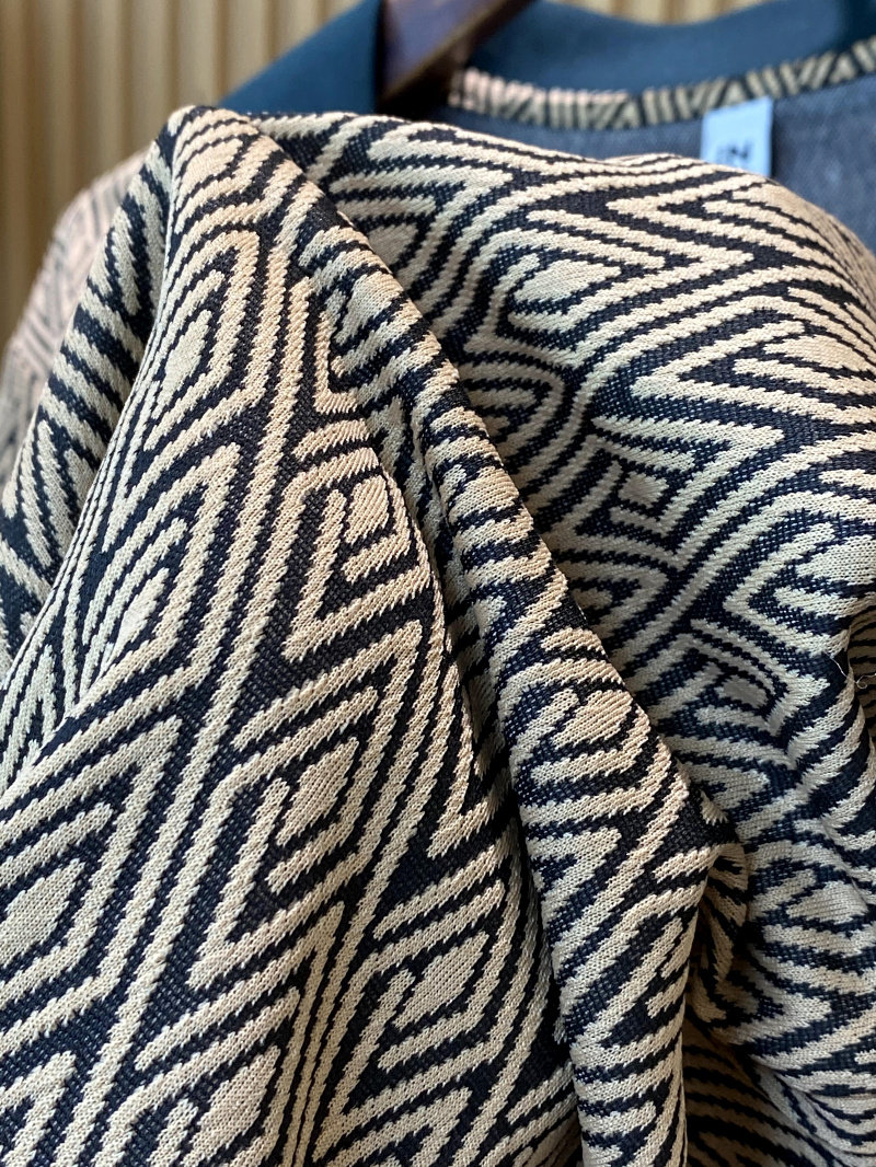 디자이너 라인  라오첸만의 세트  여름 신작 남성 자카드 니트 캐주얼 반팔 반바지 정장