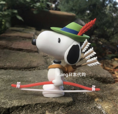 日本代购卡通SNOOPY玩偶摆件