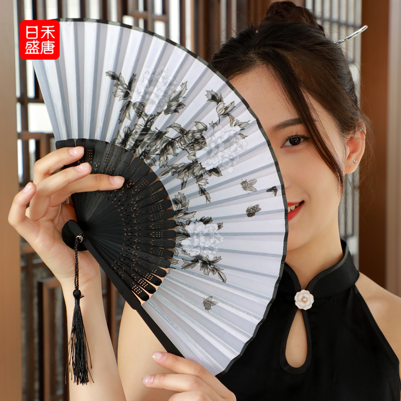 中国风水墨画折叠扇古风中式