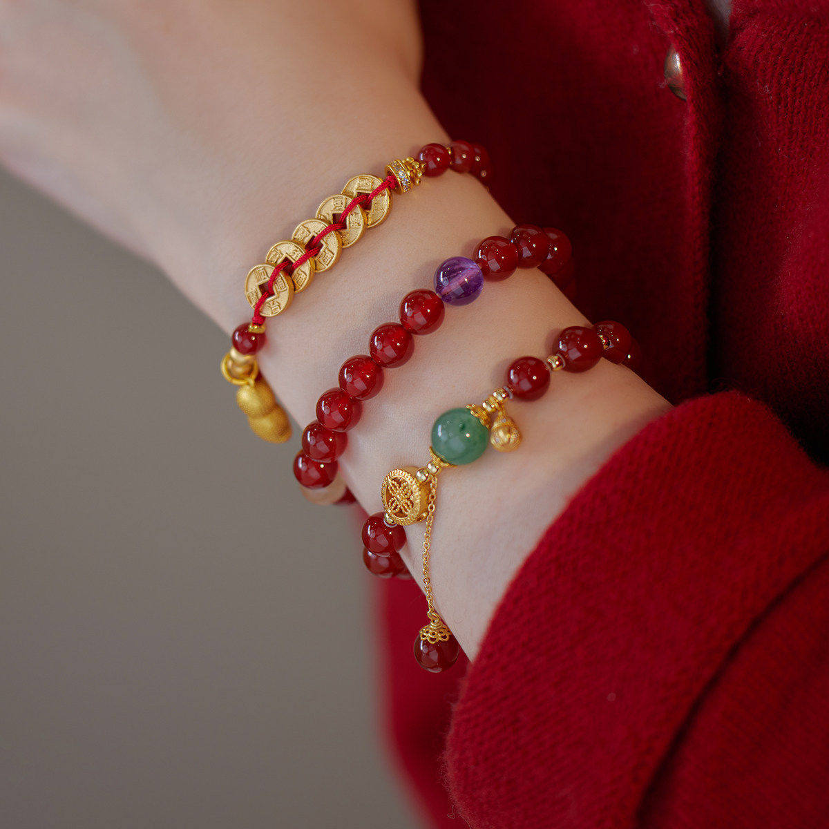 赛赛莉安新年氛围感红中式手串玛瑙水晶年年有余蜜蜡非洲翠手链女