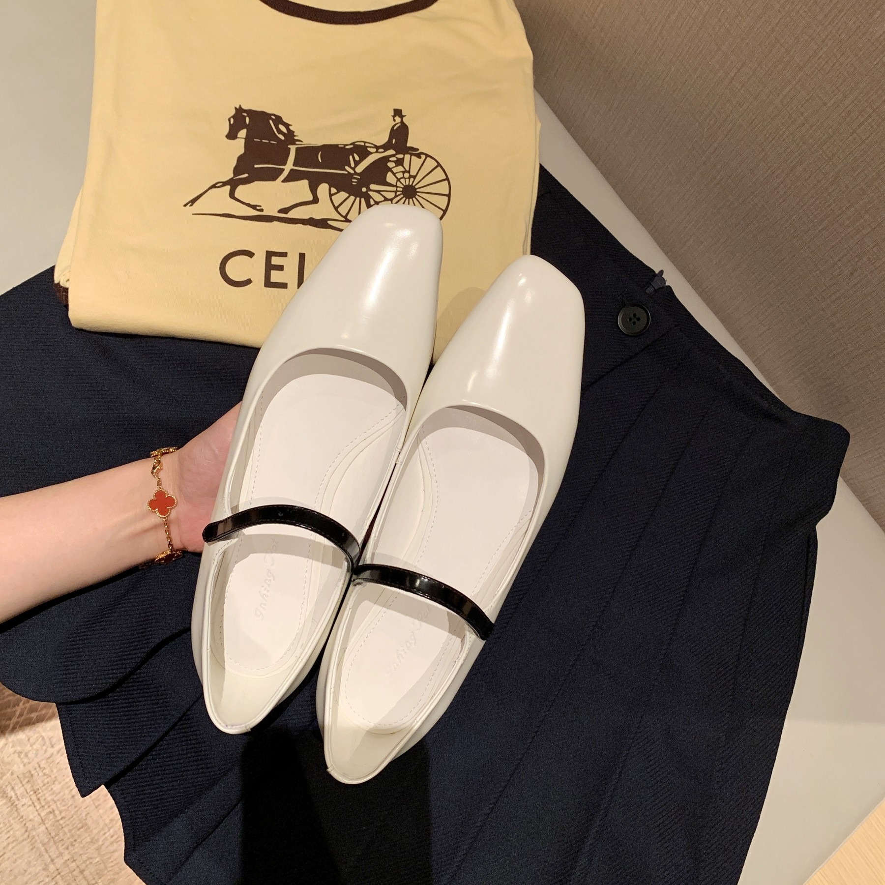 一字带方头浅口单鞋INKINGPOT