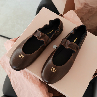 彭姐复古真皮圆头一字带芭蕾舞鞋