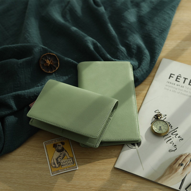 皮阁头层牛皮活页本A6A7小环11mm