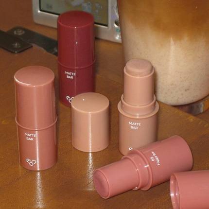 韩国直邮AOU新品Dewy Matte Bar水润丝绒唇膏棒口红腮红两用8色