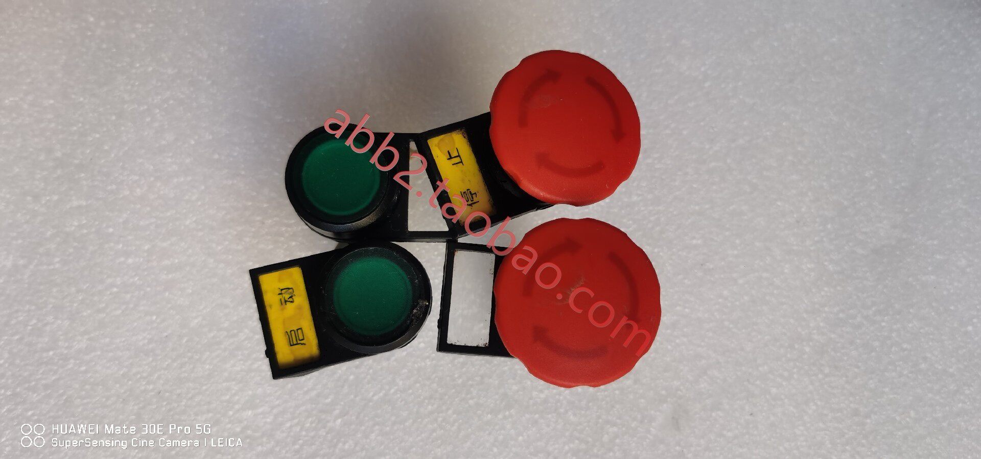 abb紧蘑菇头扭动释放型急停按钮开关ce4t-10r-1 1-01  2个  cp1-1