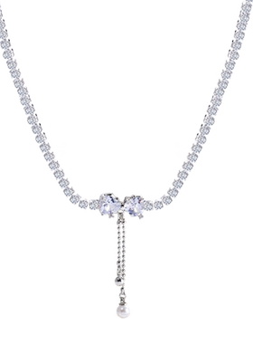 轻奢镶钻蝴蝶结项链女轻奢小众设计感锁骨链2024新款爆款小众颈链