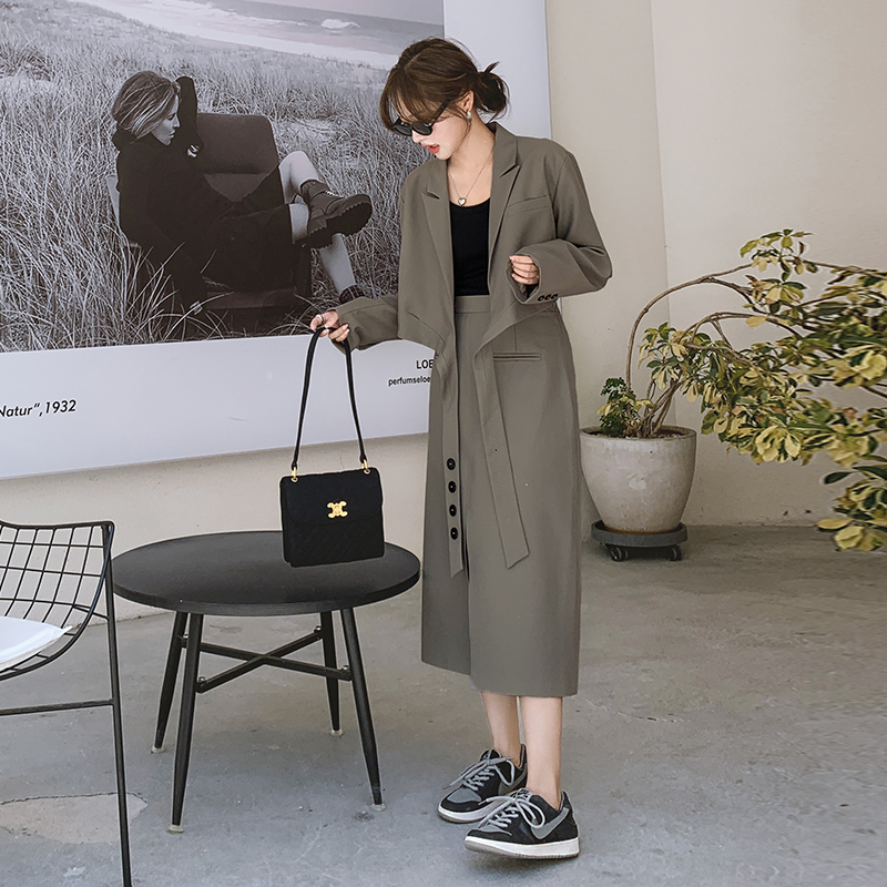 大货已出西装外套半身裙套装275T35P155K228