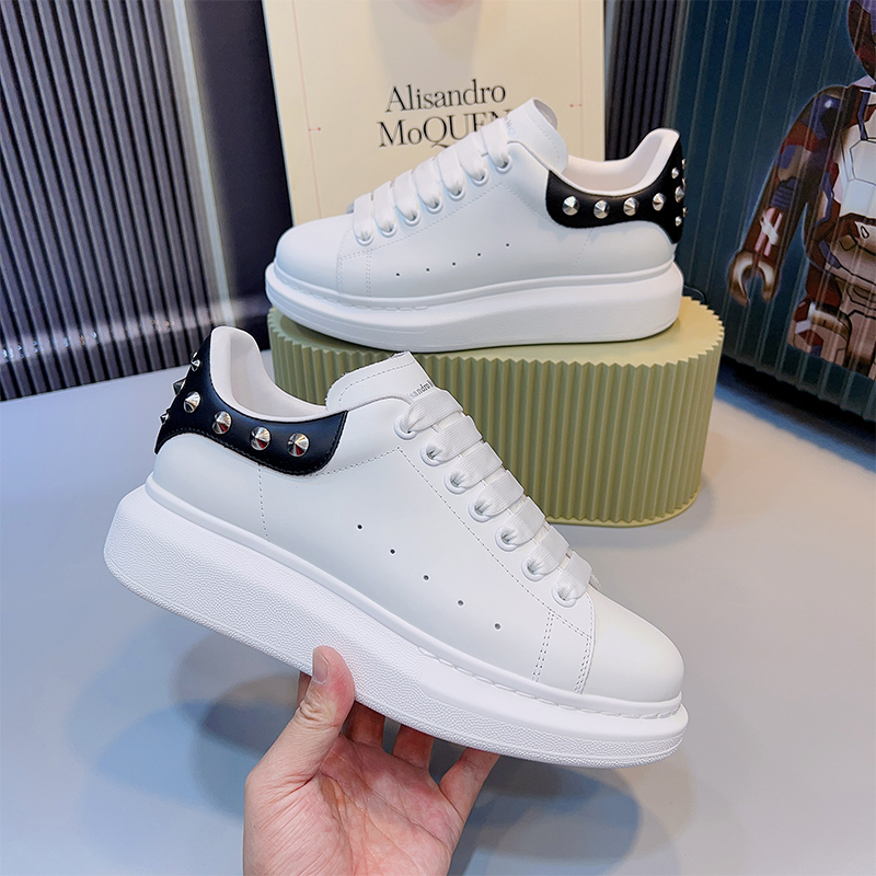 欧洲站铆钉小白鞋松糕厚底鞋