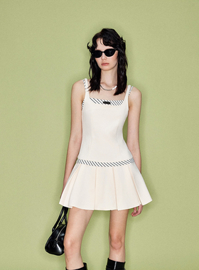 SHRO ENRO runway like breathe系列 假两件低腰吊带裙银泰301469