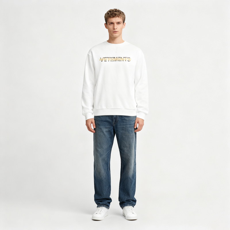 VETEMENTS秋冬潮流新款男女款圆领长袖套头卫衣银泰百货 301446