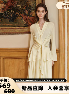 FLONAKED 秋冬新款两穿式宽松围裹女针织衫银泰百货 300170