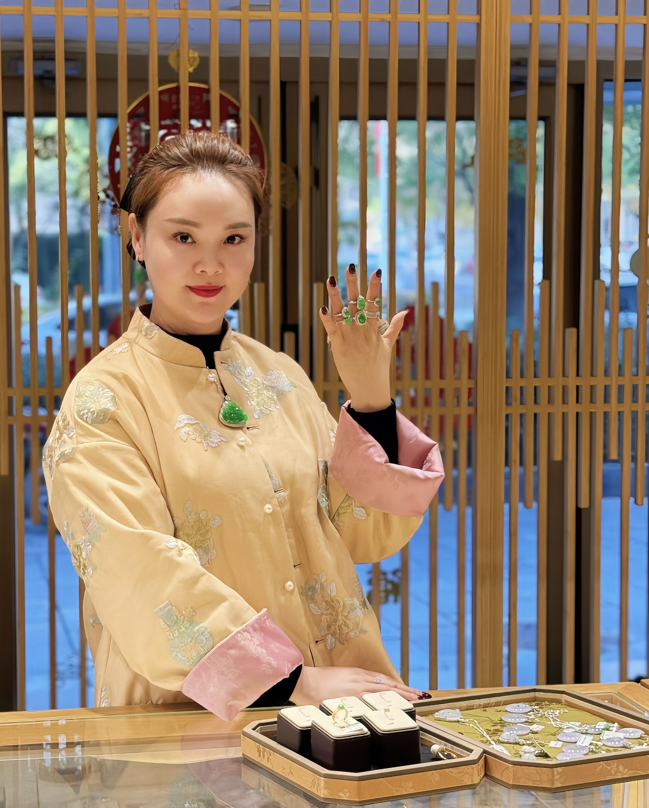 18k戒指天然A货翡翠冰种满绿带证书送老婆/妈妈节日礼物/定制款