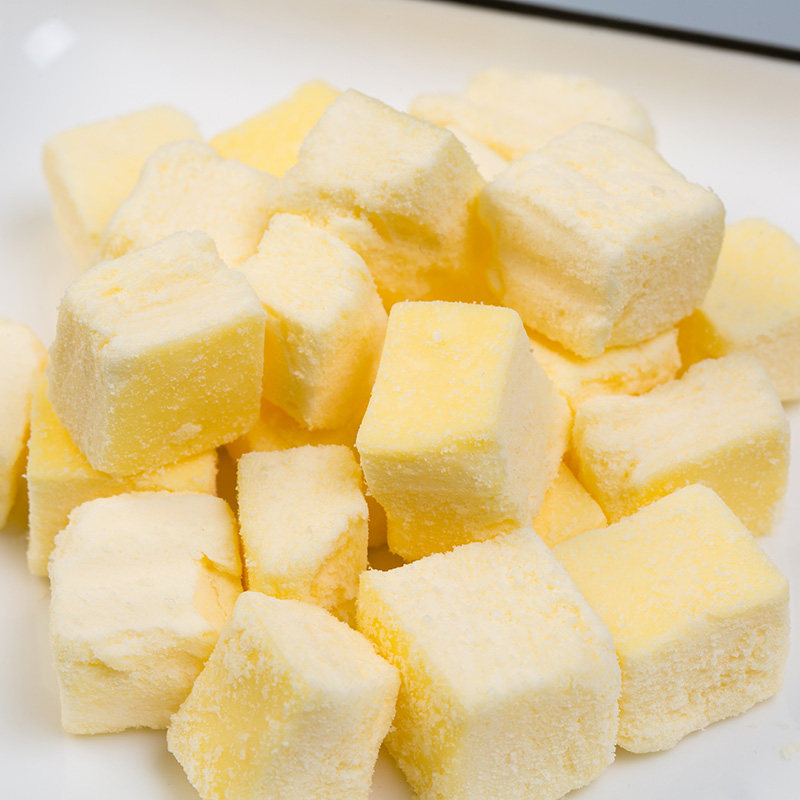 北海道生牛乳美瑛牛奶小方酥日本进口袋装方便携带儿童小吃零