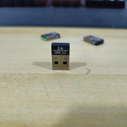 Razer八岐大蛇V2无线鼠标接收器