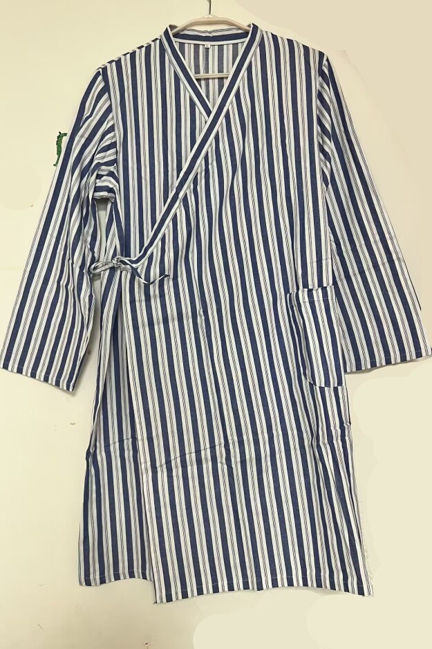 HOSPITAL GOWNS PATIENT GOWNS HOSPITAL GOWNS PAJAMAS CHEONGSAMS COTTON PATIENT GOWNS MATERNITY GOWNS BEAUTY SALON GOWNS