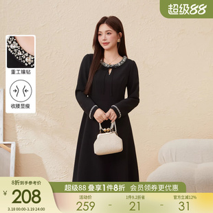 采多宝高端大码女装名媛风重工显瘦连衣裙胖mm气质修身黑色长裙