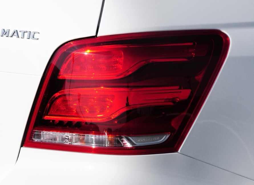 适配13-14-15年 奔驰GLK尾灯GLK200 GLK260 glk300后尾灯总成W204