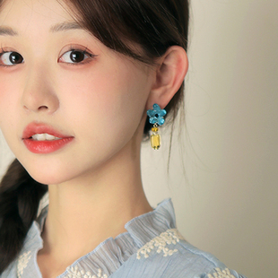 西迟夏日冰蓝小花耳钉