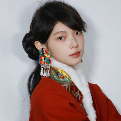西迟新中式刺绣女龙年主题耳环