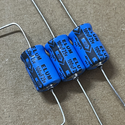 LI25V100UF轴向卧式电解电容器