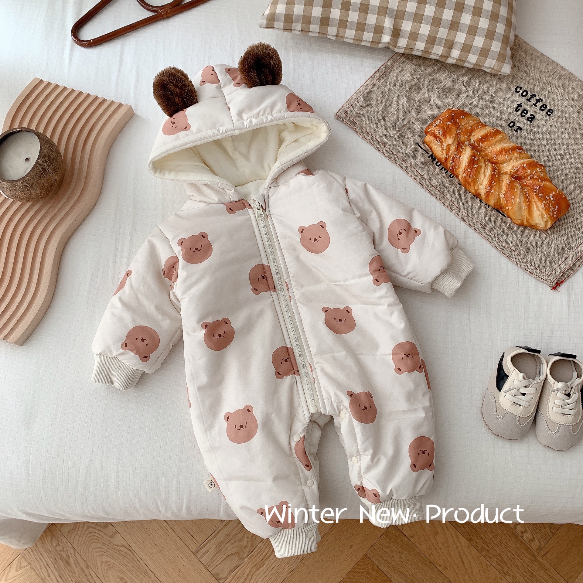宝宝外出服秋冬加绒连体衣