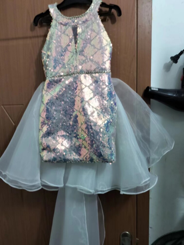 亮片晚礼服高端轻奢小众名媛挂脖生日party小礼服裙主持人礼服