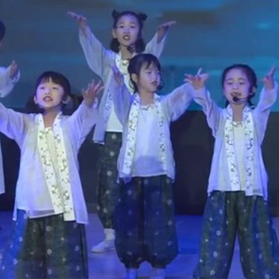新选玉盘演出服合唱服装儿童演出服男女I童问月民族风舞蹈服汉服