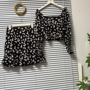 0330 方领上衣两件套潮流百搭款 短款 40原创设计荷叶边碎花短裙