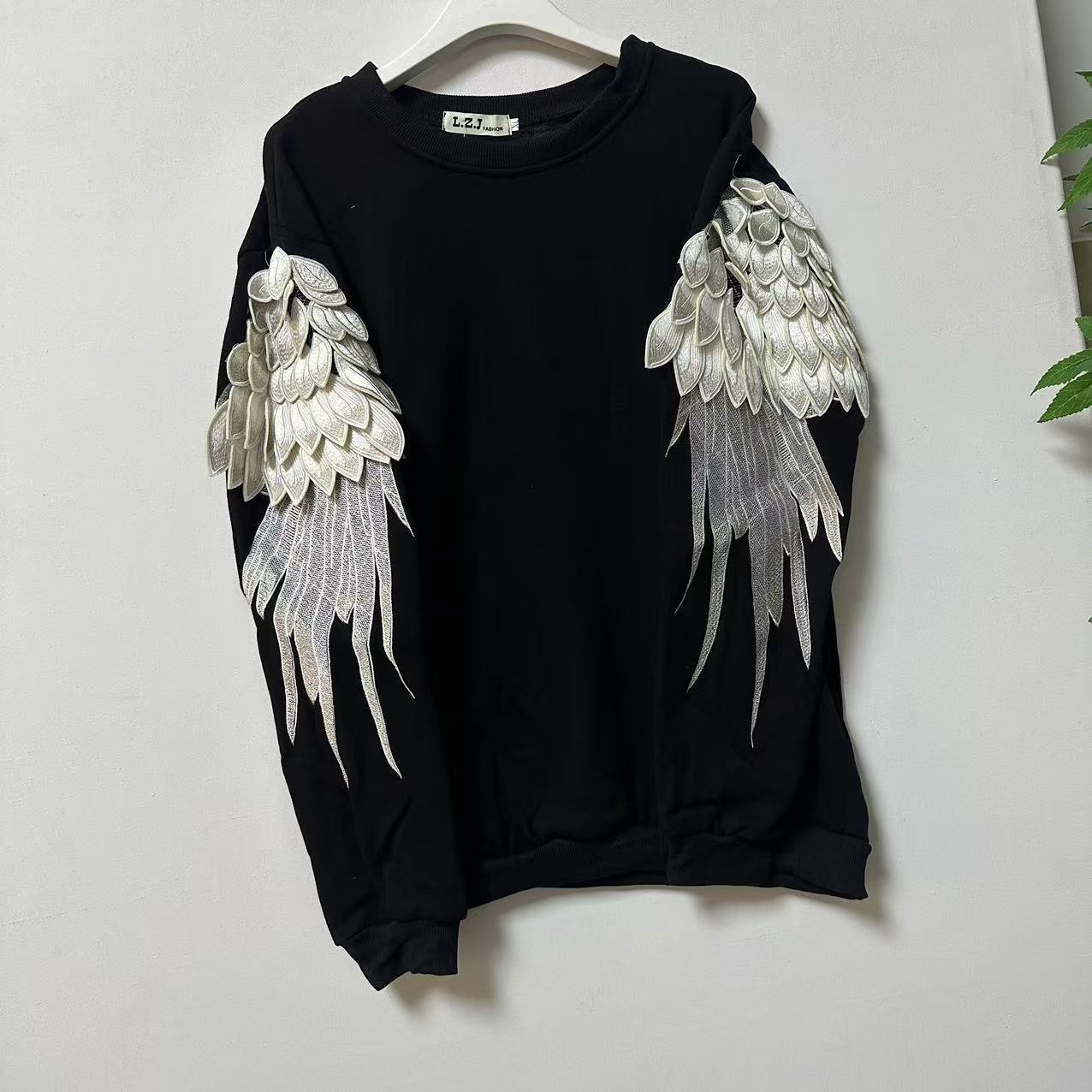 1226-47外贸单潮牌刺绣翅膀卫衣明星同款宽松休闲加绒上衣