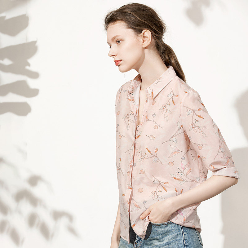 清新淡雅橘粉色枝叶印花微宽松衬衫女翻领七分袖显瘦百搭显白衬衣