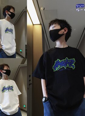中大童T恤2026日系涂鸦撞色艺术字母嘻哈街舞儿童男童短袖上衣