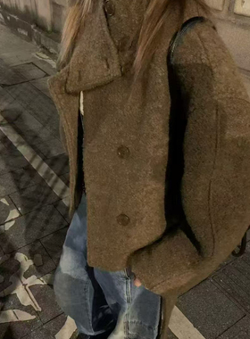 IU ROOM 韩系复古风翻领宽松双排扣羊毛呢夹棉短外套配腰带5333