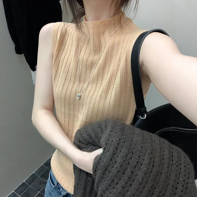 IU ROOM 秋季纯色半高领修身无袖羊毛背心镂空打底叠穿上衣1533