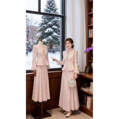 秋日ootd穿搭一整套粉色