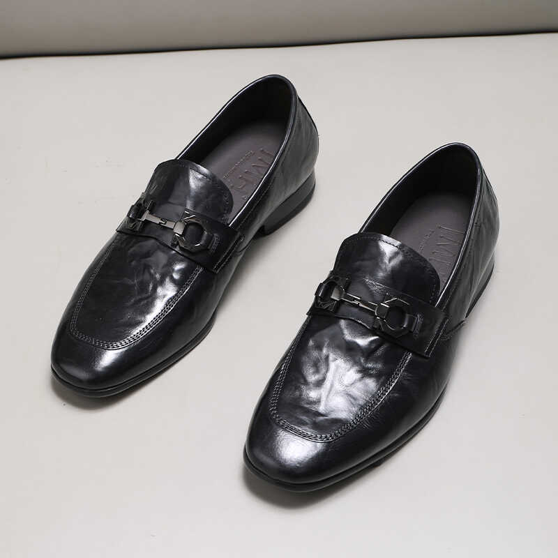 夏季休闲软皮豆豆鞋胎牛高端新款