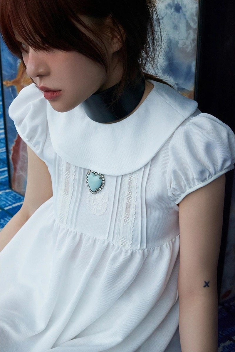 韩国freckle夏季甜美小清新娃娃领A字连衣裙度假白色泡泡小个子