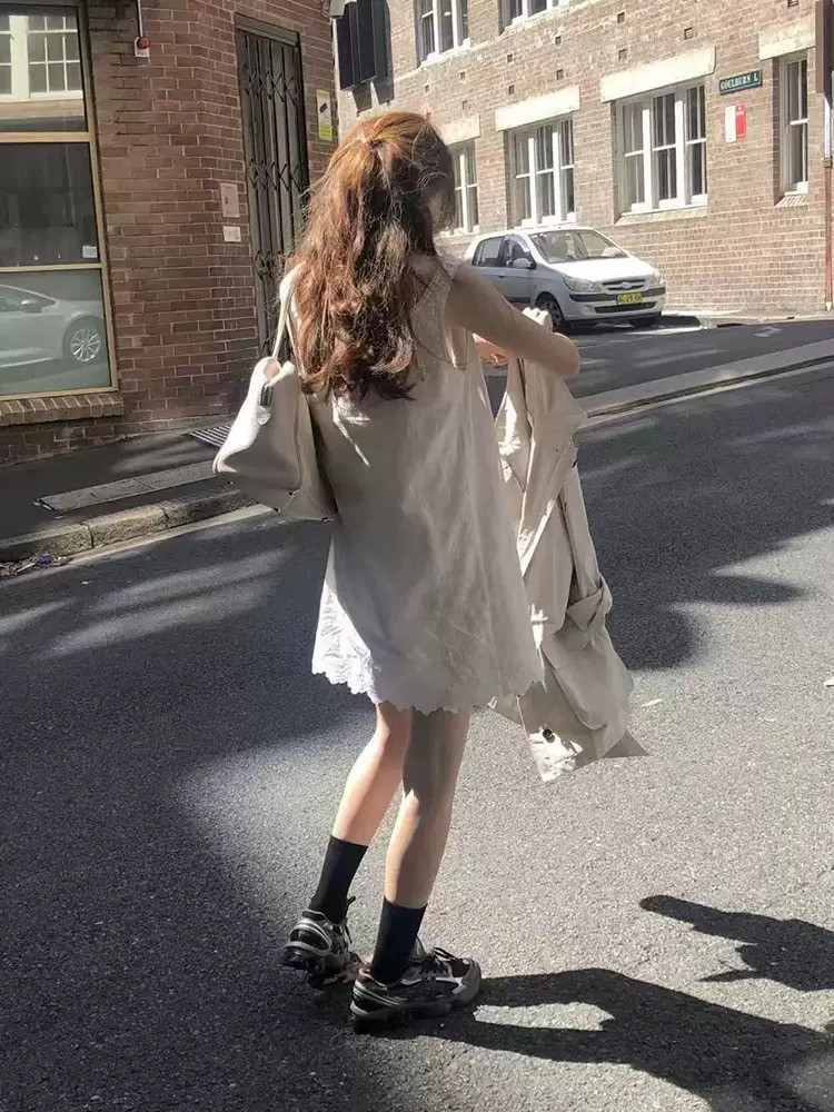 韩国ounce甜美纯欲减龄洋气荷叶边无袖女背心裙蕾丝吊带白裙叠穿