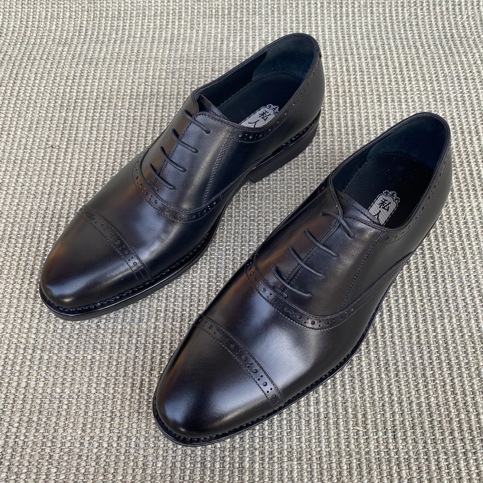 法国进口头层牛皮男士三接头意大利进口vibram耐磨防滑底正装皮鞋