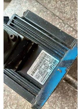 埃斯顿伺服电机 EMG-10APA22 EML-10APA22 二手的