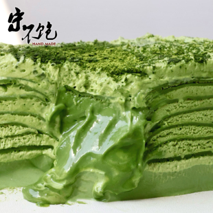 不饱的面包三重抹茶流心千层盒子蛋糕爆酱酱多多盒子手工抹茶糕点