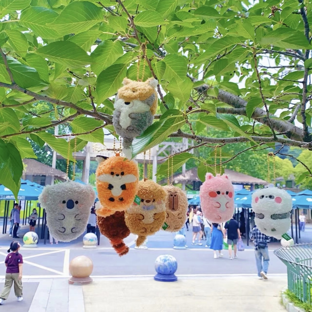 【潦草挂件】新品南京红山动物园小熊猫大熊猫水獭考拉高原兔挂件