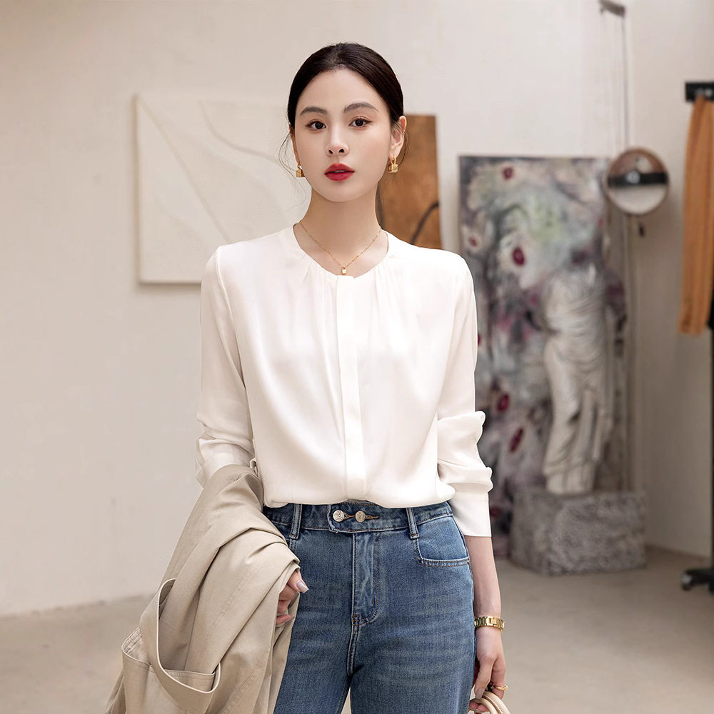 上海恩迪服饰高级感缎面圆领桑蚕丝衬衫女2026年春季新款褶皱真丝图片