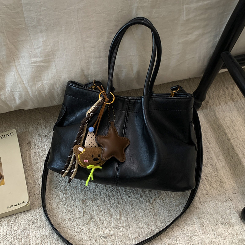 今年流行复古托特包女大容量