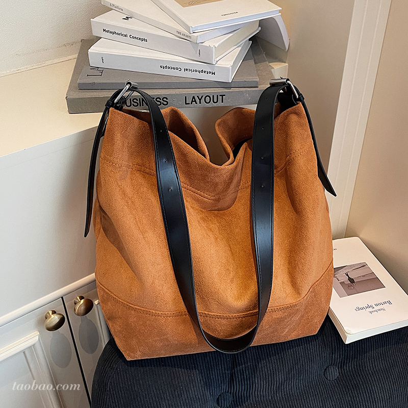 2025秋冬季新款潮流时尚托特包